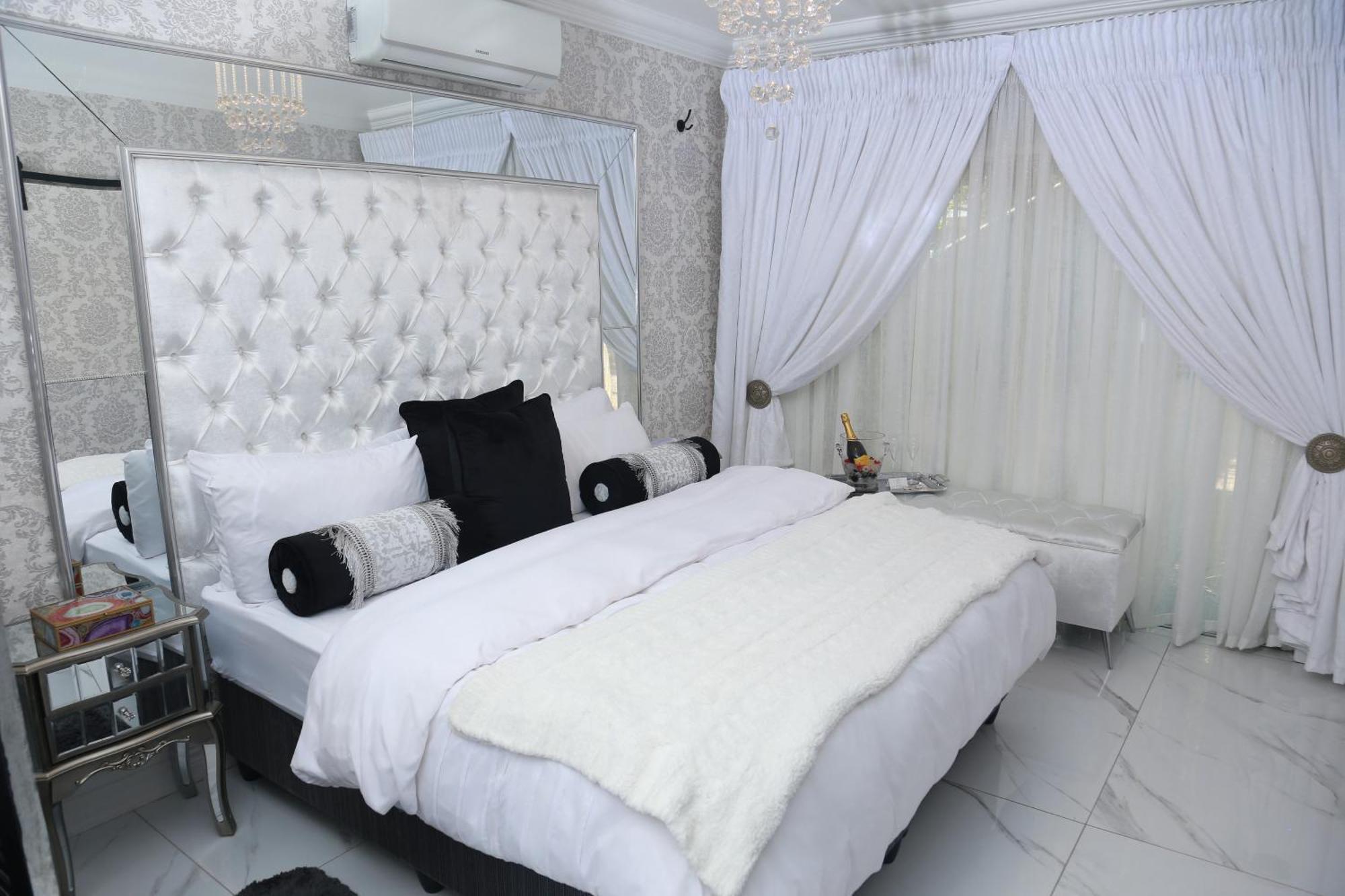 Villa Grande Luxury Accommodation ولكوم المظهر الخارجي الصورة